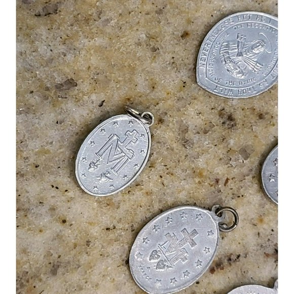 Jewelry Vtg Catholic Medals Lot Of 6 Gold Tone Silver Tone Saint